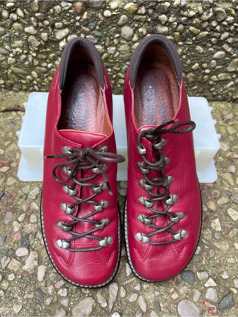 Donald Pliner Lace-Up Alpine Hiking Shoes Red - US W's Sz 8 Excellent cond ITALY - Picture 4 of 11